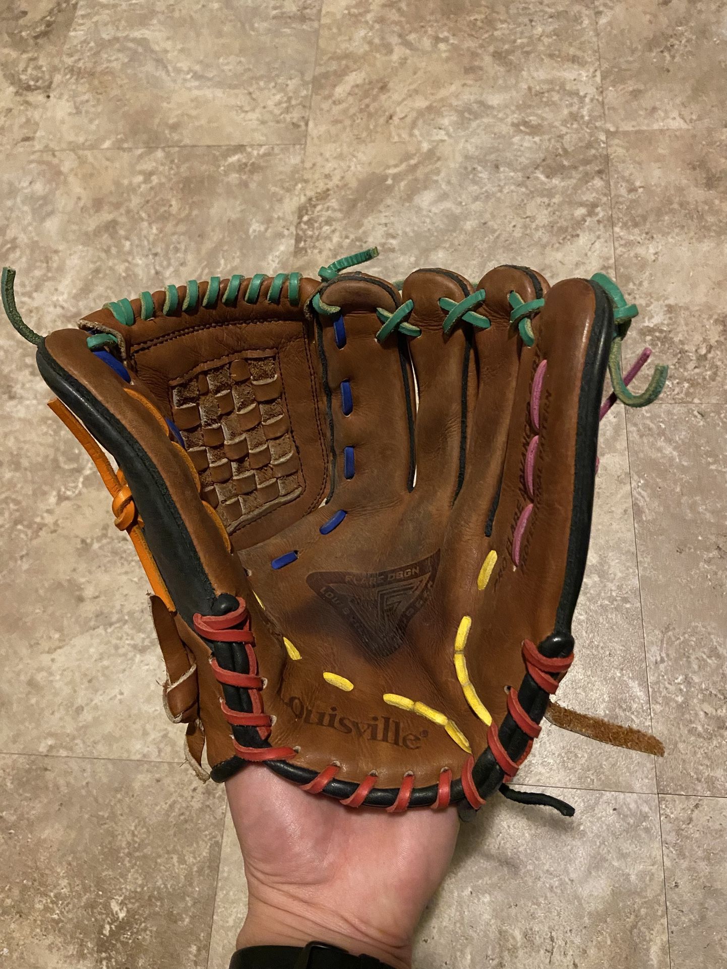 Louisville Slugger Pro Flare Baseball Glove