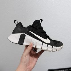 Nike Black And White Metcon