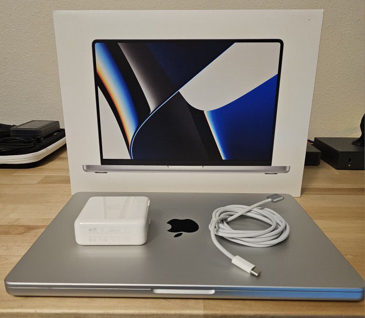Apple MacBook Pro 14 Inch M1 Pro