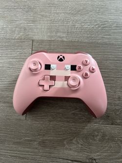Xbox One mine craft pig controller used fair condition