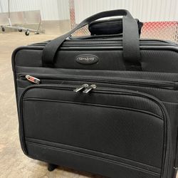 Samsonite Rolling Luggage Bag – Like New, 15.6” Laptop Size
