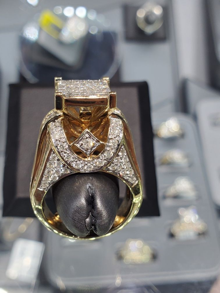 14K Gold with Diamond Ring, 5.0 ct, Princess Cut, Baguettes, Round Diamonds, Solid and Heavy, Unique, Beautiful, Elegant