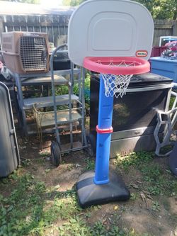 Little Tikes Basketball Game for kids