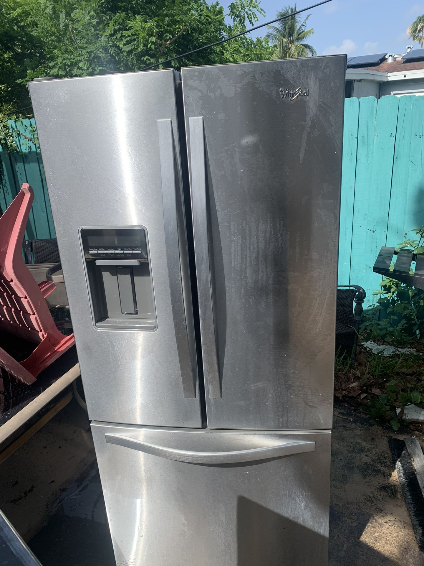 Smart Fridge+ Free Delivery And Installing 