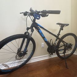 GT Aggressor Pro 27.5M BBQ Black 