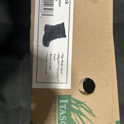 Itasca Ice Pack Black Boy’s Size: 4 Snow Boots