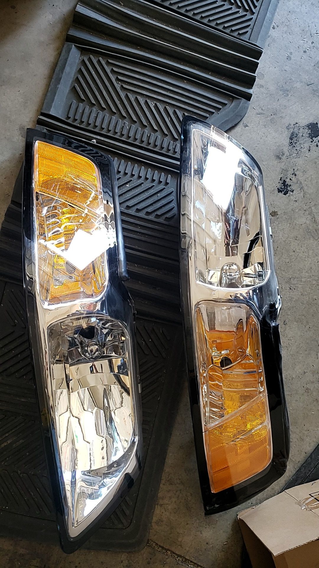 99-04 mustang headlights