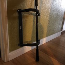 Pull Up Bar
