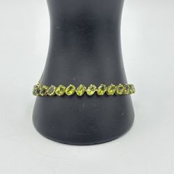 14kt YG 8” Peridot Tennis Bracelet