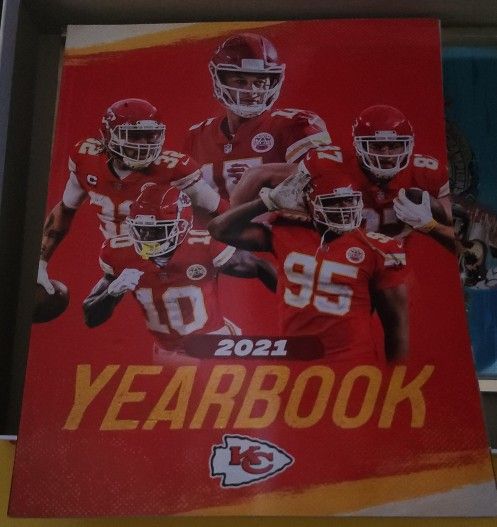 2020-2021 Official Kansas City Chiefs Yearbook
