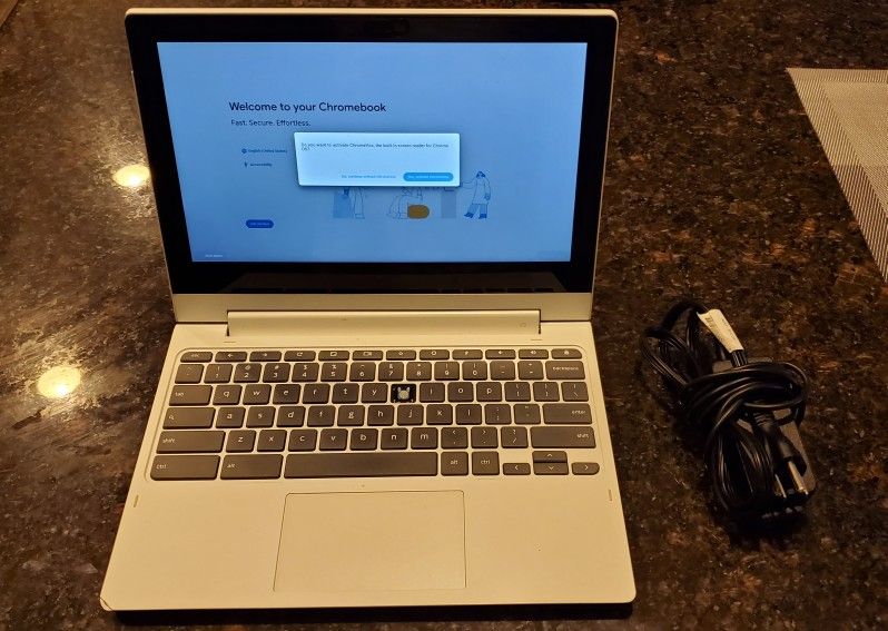 Lenovo Chromebook C330 11.6 Inch Touchscreen
