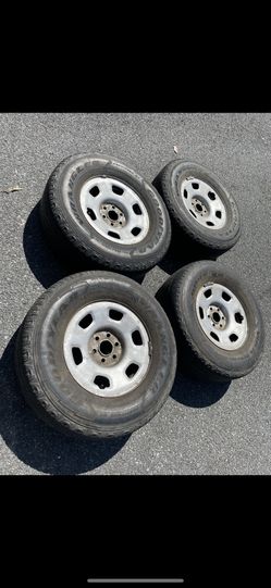 4 — 265/70r16 6x5.5 6x139.7 Stock Chevy Silverado 1500 Wheels Rims Tires!!!!