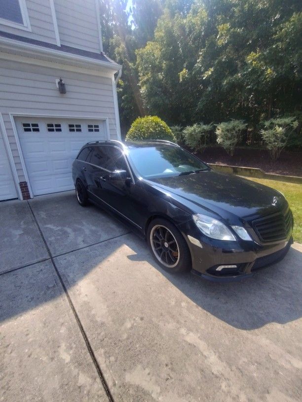 2011 Mercedes E350 Wagon 7500 Or Best Offer