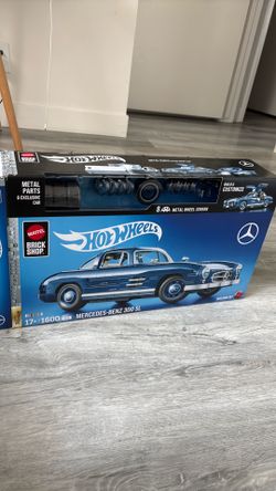 Hot Wheels Brick Shop Mercedes-Benz 300 SL (1600 pcs) - Opened but Never Built