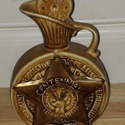 Vintage 1968 Jim Beam Whiskey Bourbon Decanter Bottle (empty)
