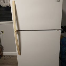 Kenmore Refrigerator for sale