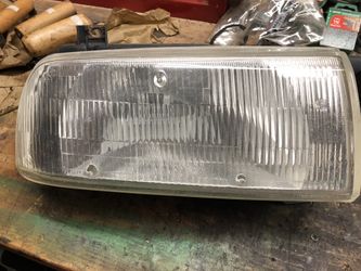 Passenger Headlamp - 1998 VW Jetta VR6
