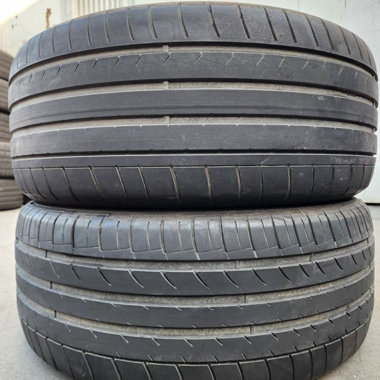 (2) 265 45 20 Dunlop Tires 