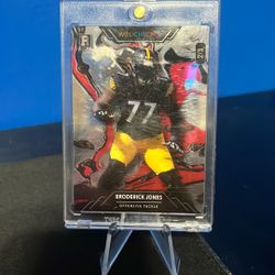 Wild Card Rookie Broderick Jones /3