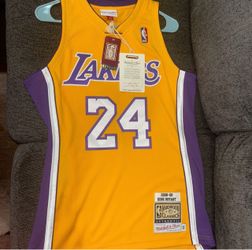 Mitchell & Ness Kobe Bryant Lakers Authentic Jersey