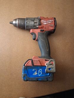 Milwuakee fuel drill
