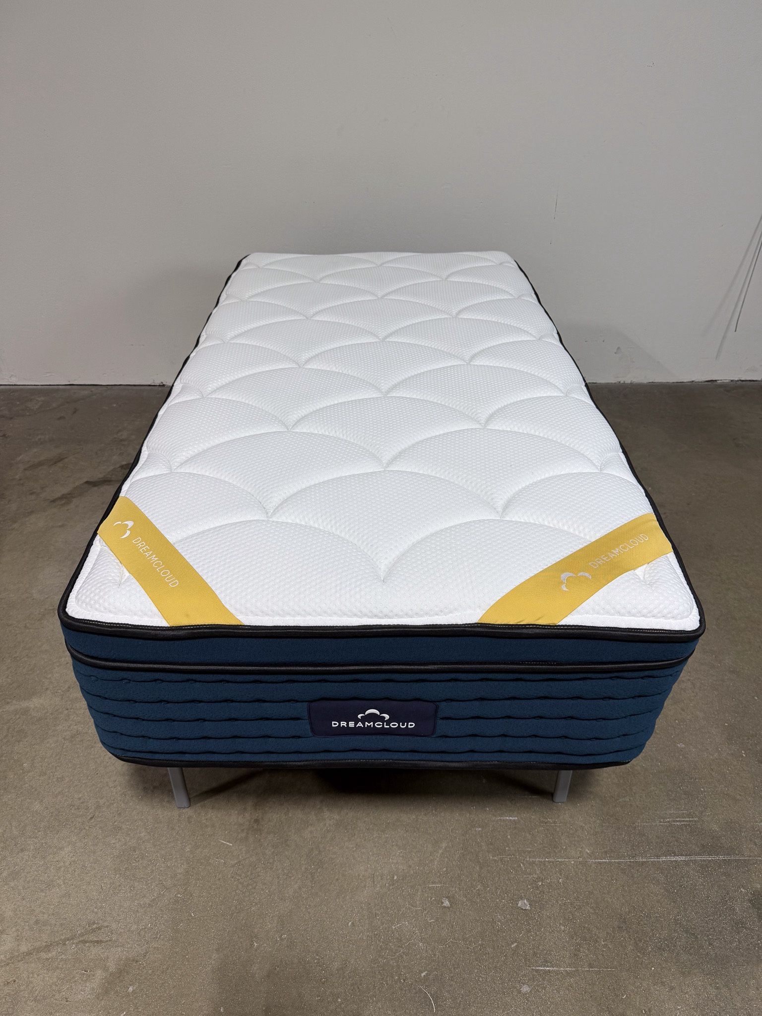 The DreamCloud Premier Rest Mattress (Twin XL)