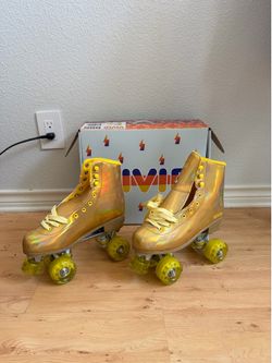 Vivid Skates - Gold (Women’s size 8)