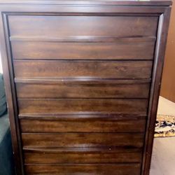 Wood dresser