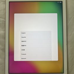 iPad 6th Generation 32 GB