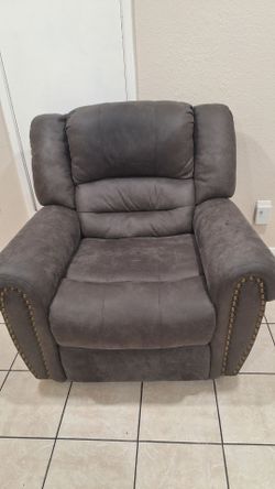 Sofa reclinatorio semi nuevo