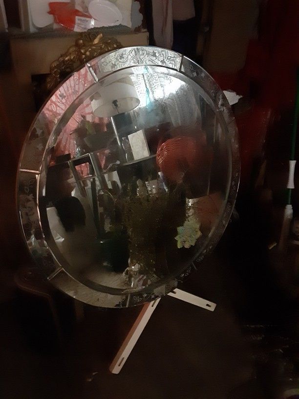 Miley Cyrus Extra Large Mirror (As Is Small Chip On Top ) $ 80 00 (Serious Buyers) Cash Only