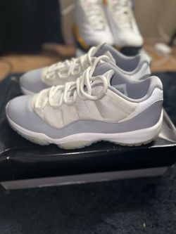 JORDAN 11 LOW