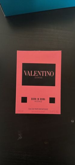 Valentino Donna born in Roma intense