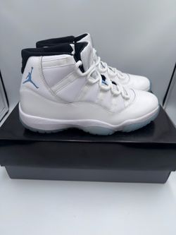 Jordan 11 Legend Blue Shoe Size 9.5 OG Box Like New