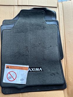 Nissan Maxima floor mats