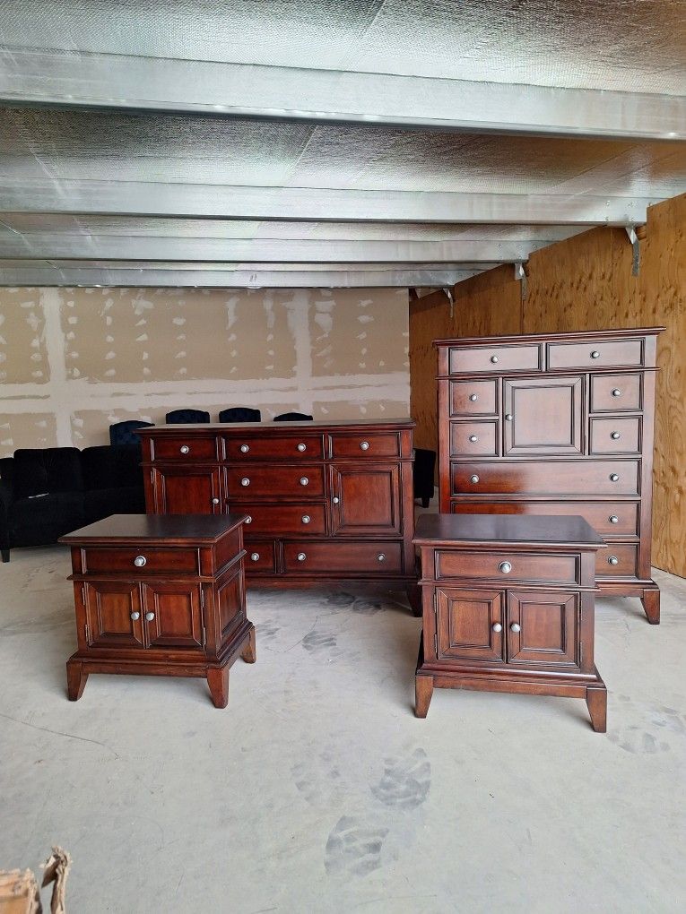 Cabinet's Real Wood πͺ΅ $600 FIRM FIRM