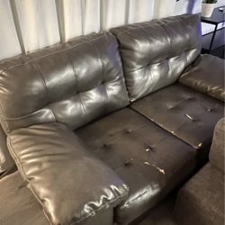 5 piece sofa & loveseat 
