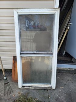Vinyl Wndow 27 1/2 54 1/2