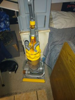 Dyson Upright Vacuum Cleaner