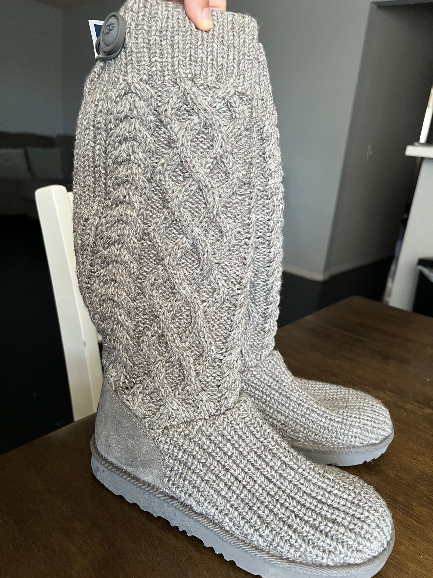 Ugg Boots Size 3 Youth