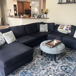 Living Spaces 4-Piece sectional for Sale 
