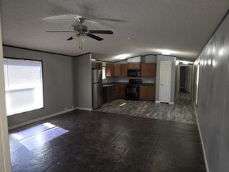4 bed / 2 bath manufactured home — owner financing