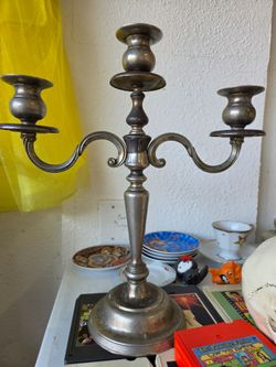 Vintage Metal 3 point candle holder