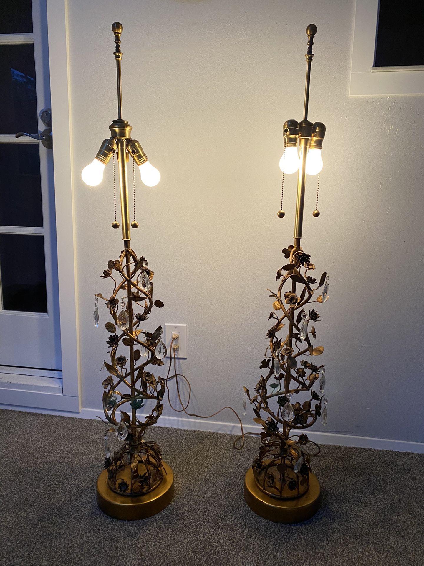 Pair of vintage metal Italian lamps