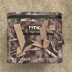 RTIC 30 Can Soft Insulated Cooler In Camo