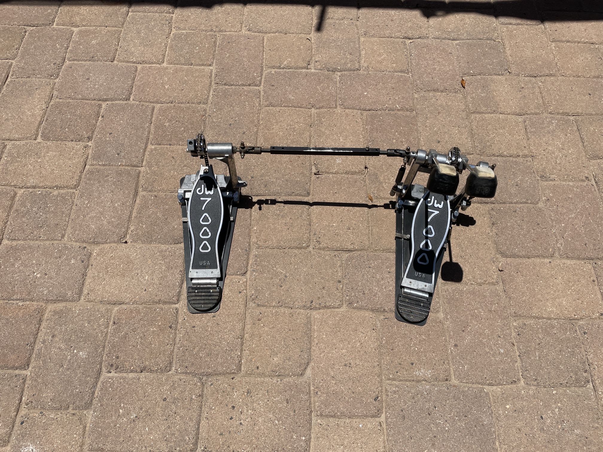 DW 7000 Double Kick Pedal