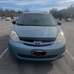 2008 Toyota Sienna