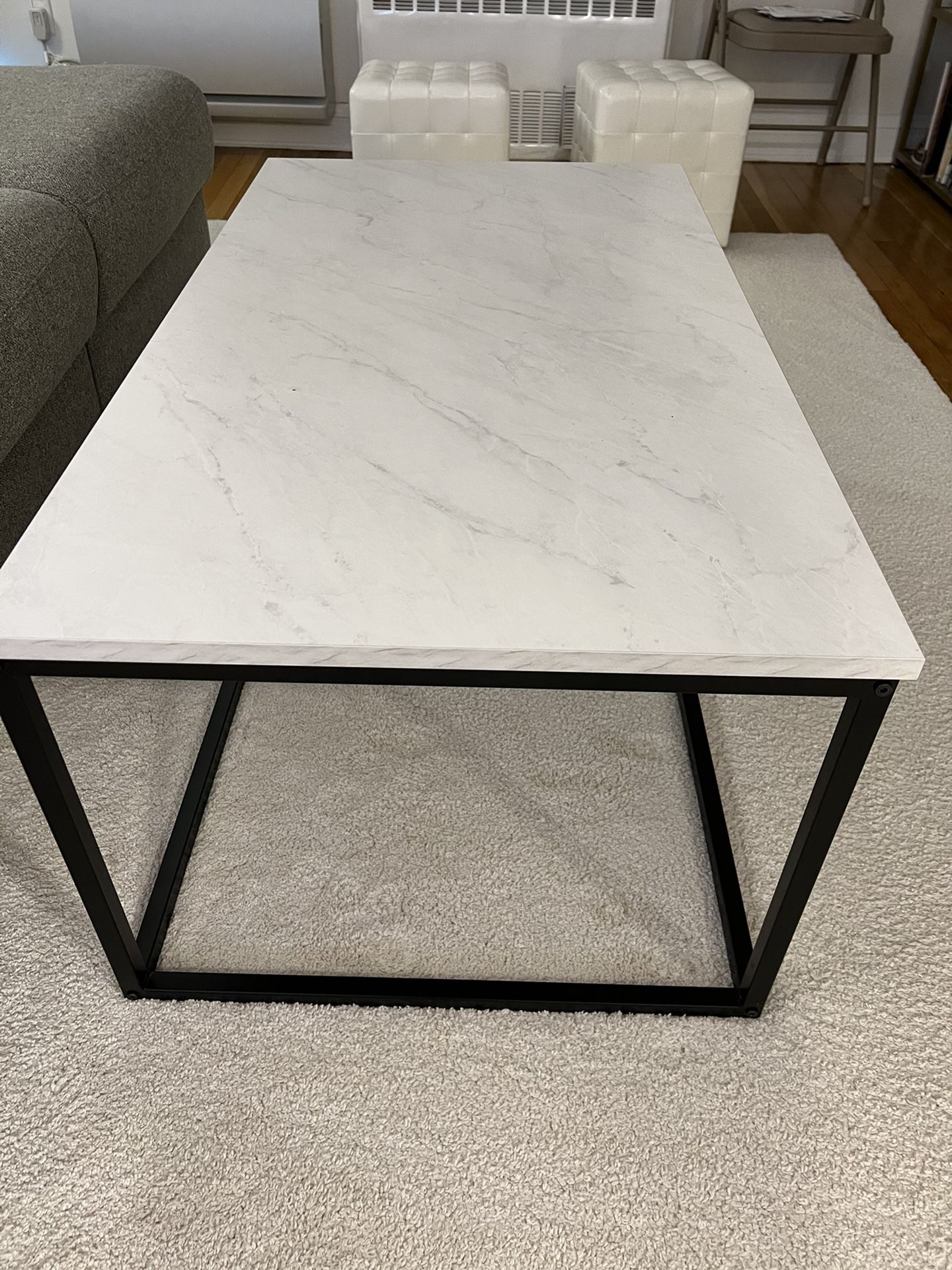 Used White Coffee Table From Amazon (Excellent Condition)