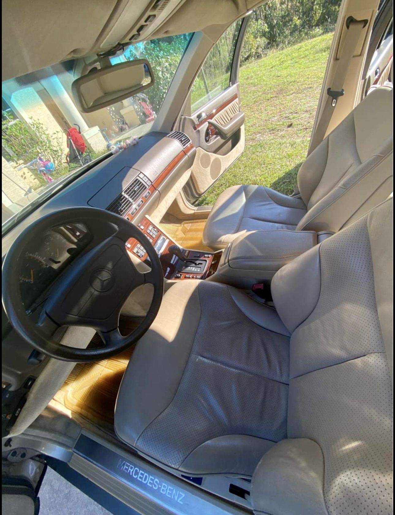1995 Mercedes-Benz S-Class