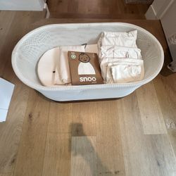 Happiest Baby SNOO Bassinet  
